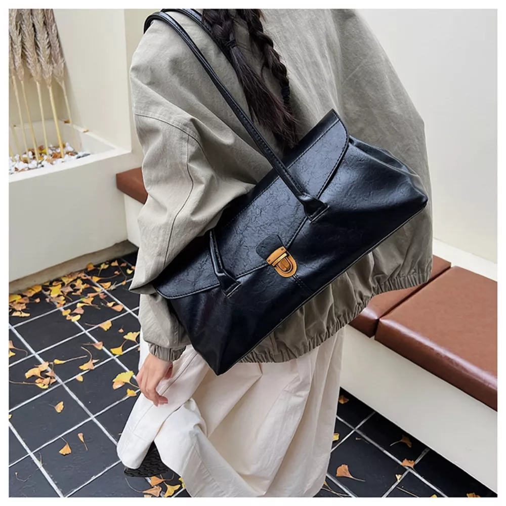 Vintage Style Leather Shoulder Bag
