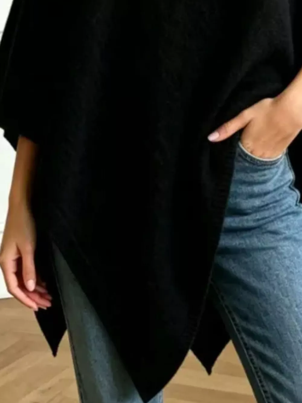 Asymmetrical Hem Knit Poncho, image 4