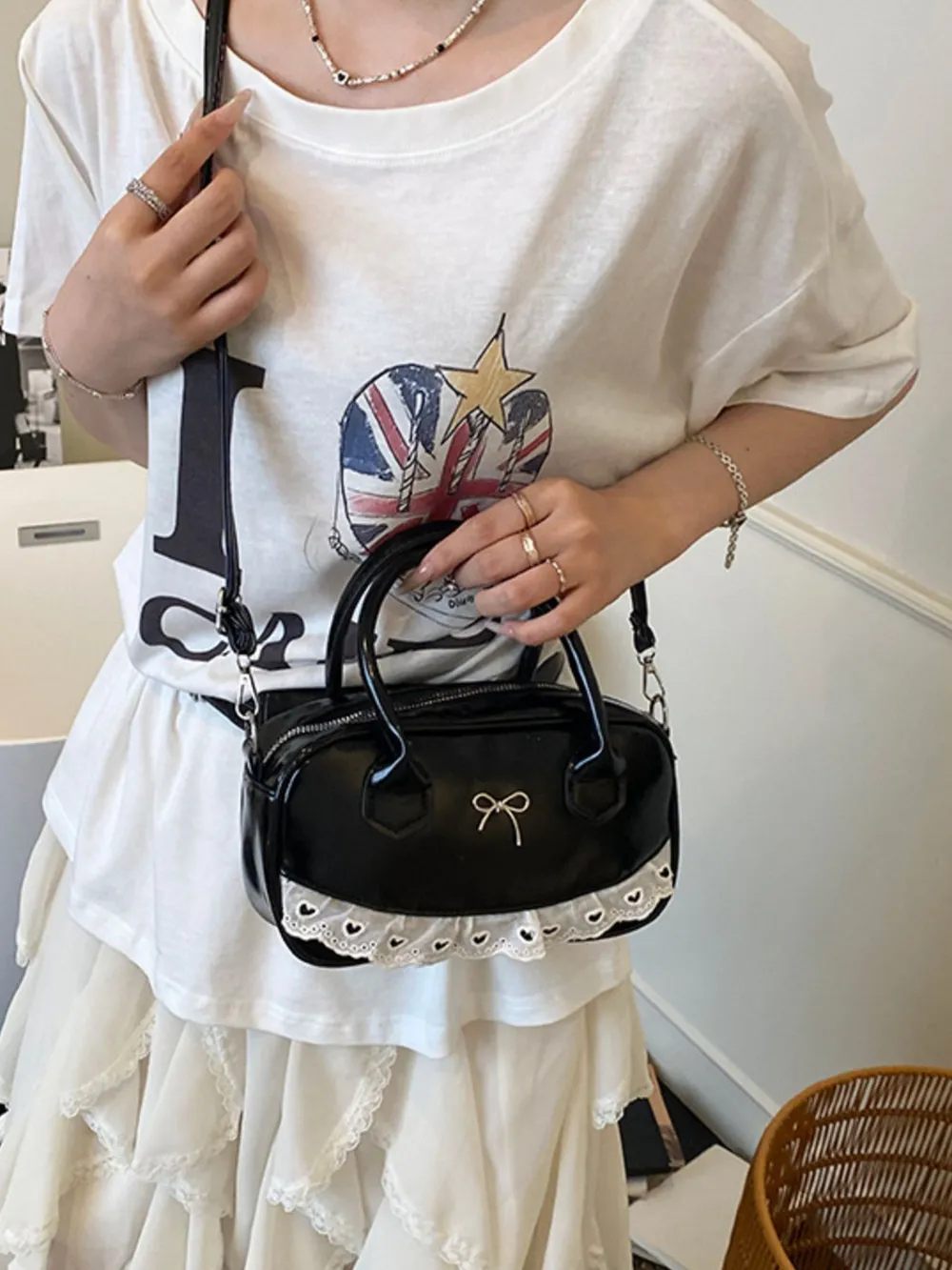 Lace Detail Bow Crossbody Bag