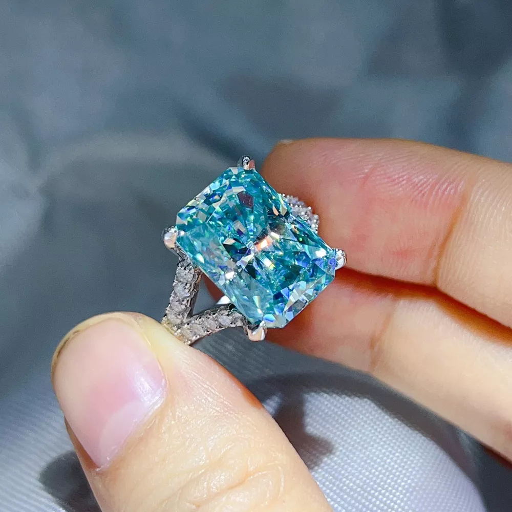 10 Carat 925 Sterling Silver Moissanite Ring, image 5