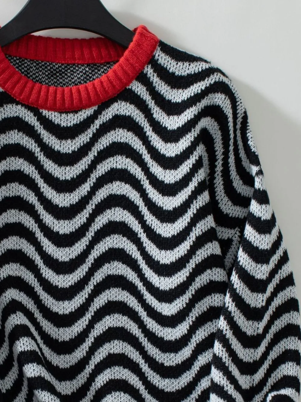 Wavy Stripes Round Neck Long Sleeve Sweater, image 8