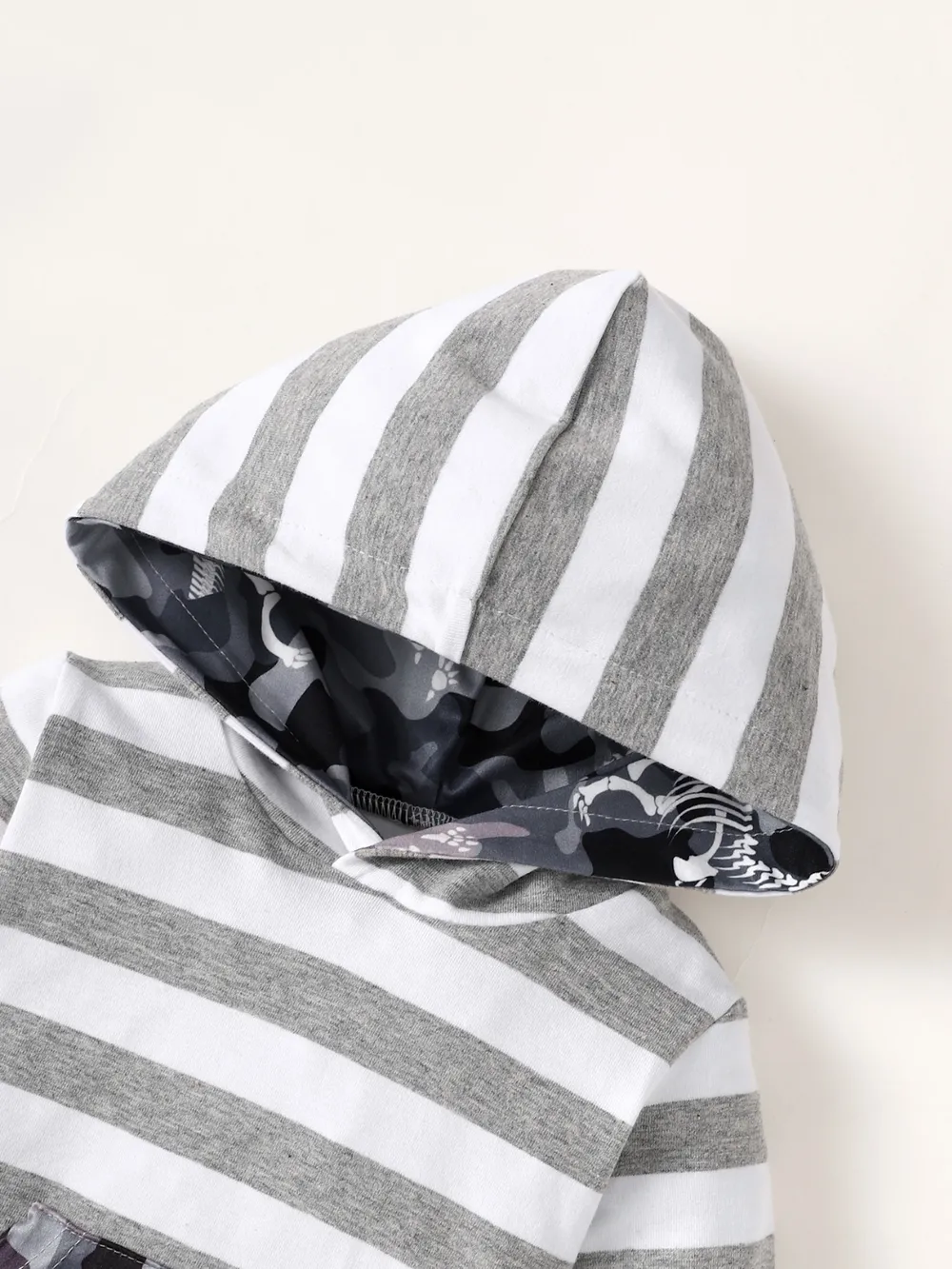 Children's Striped Hooded Bodysuit and Camouflage Pants Set, image 3