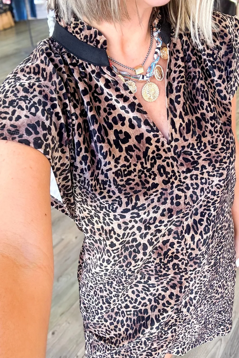 Leopard Print Short Sleeve Mini Shift Silhouette Dress, image 5