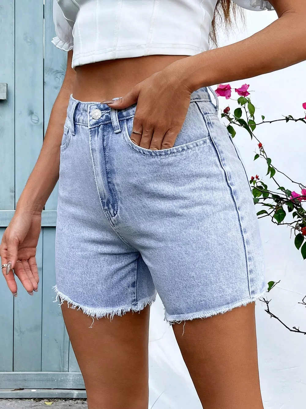 Frayed Hem Denim Shorts, image 3