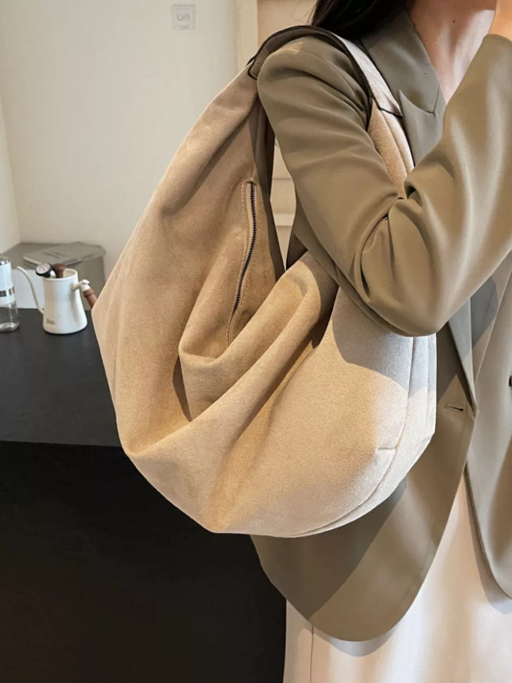 Large Capacity Casual Shoulder Bag, image 4