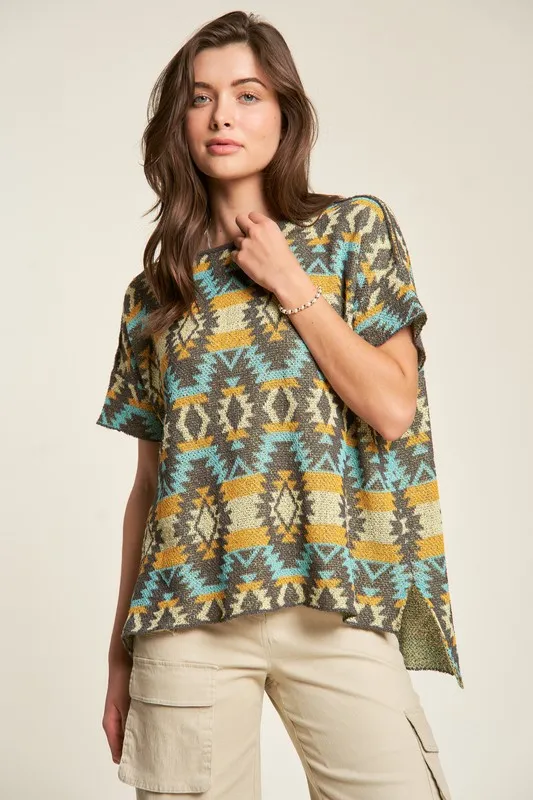 High-Low Geometric Round Neck Knit Top