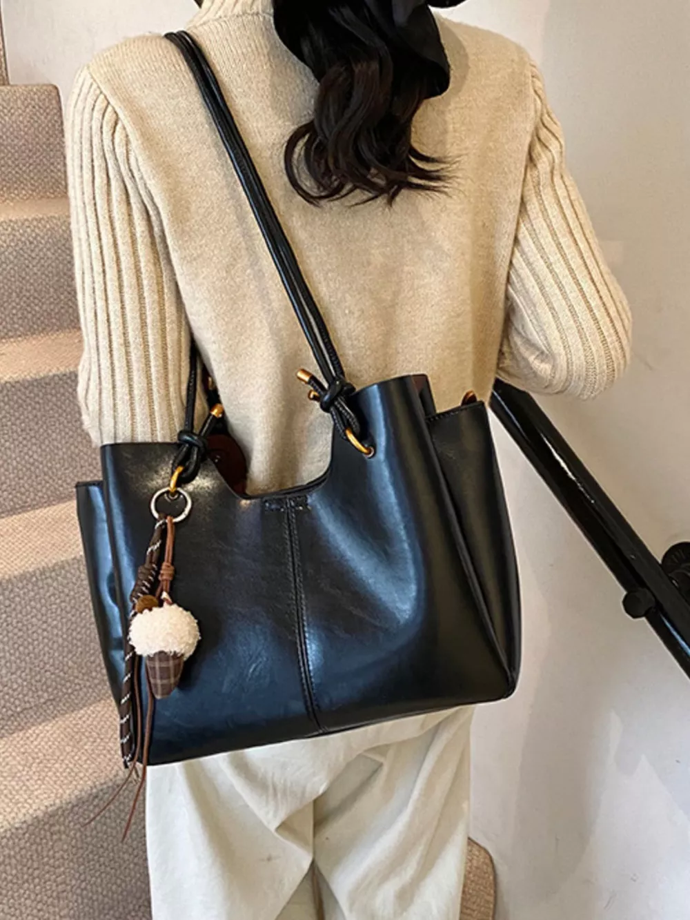 Large Capacity Shoulder Bag, image 4