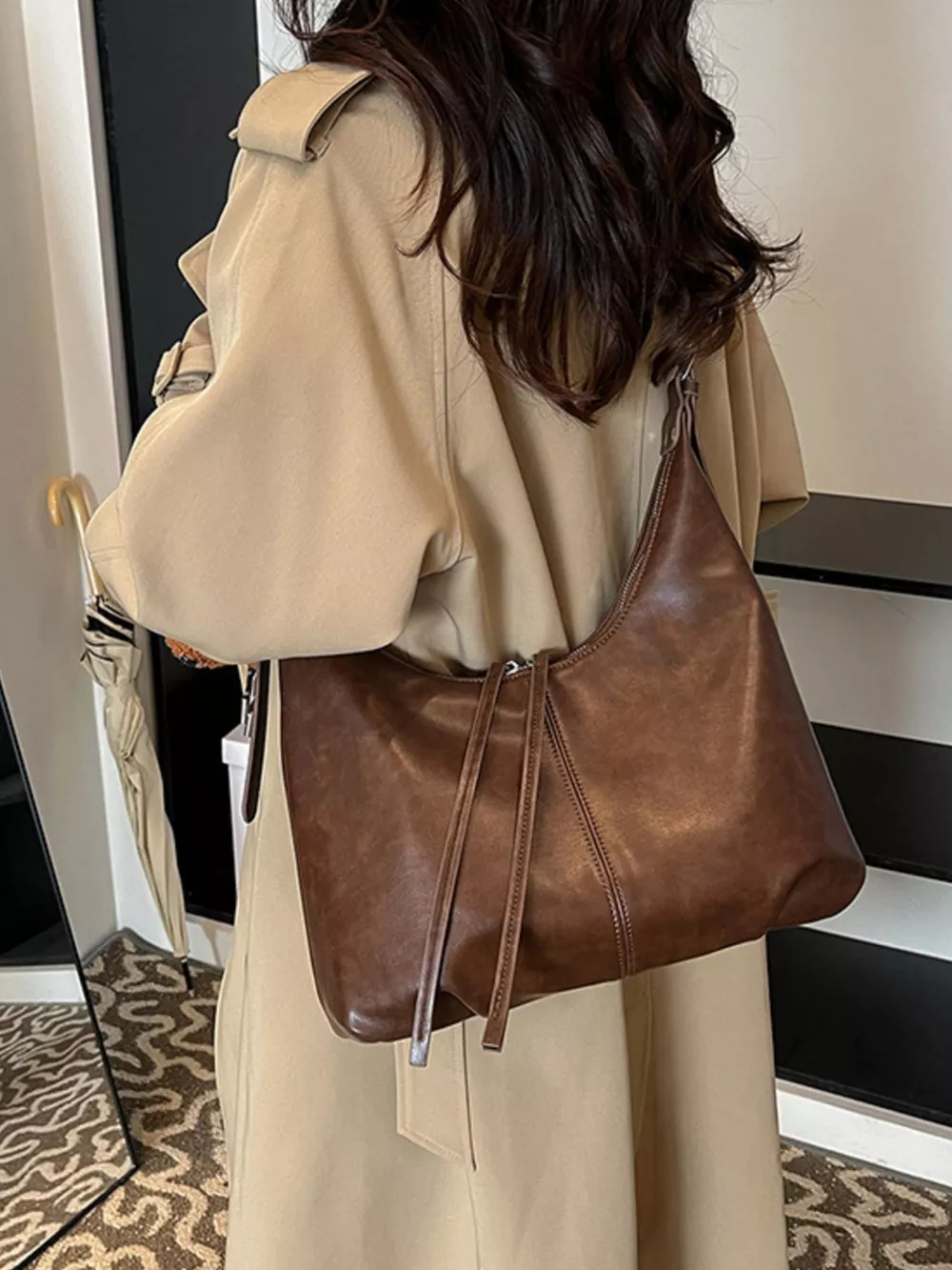 Vintage Style Leather Shoulder Bag, image 3