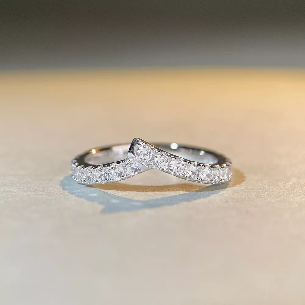 925 Sterling Silver Zircon Irregular Ring