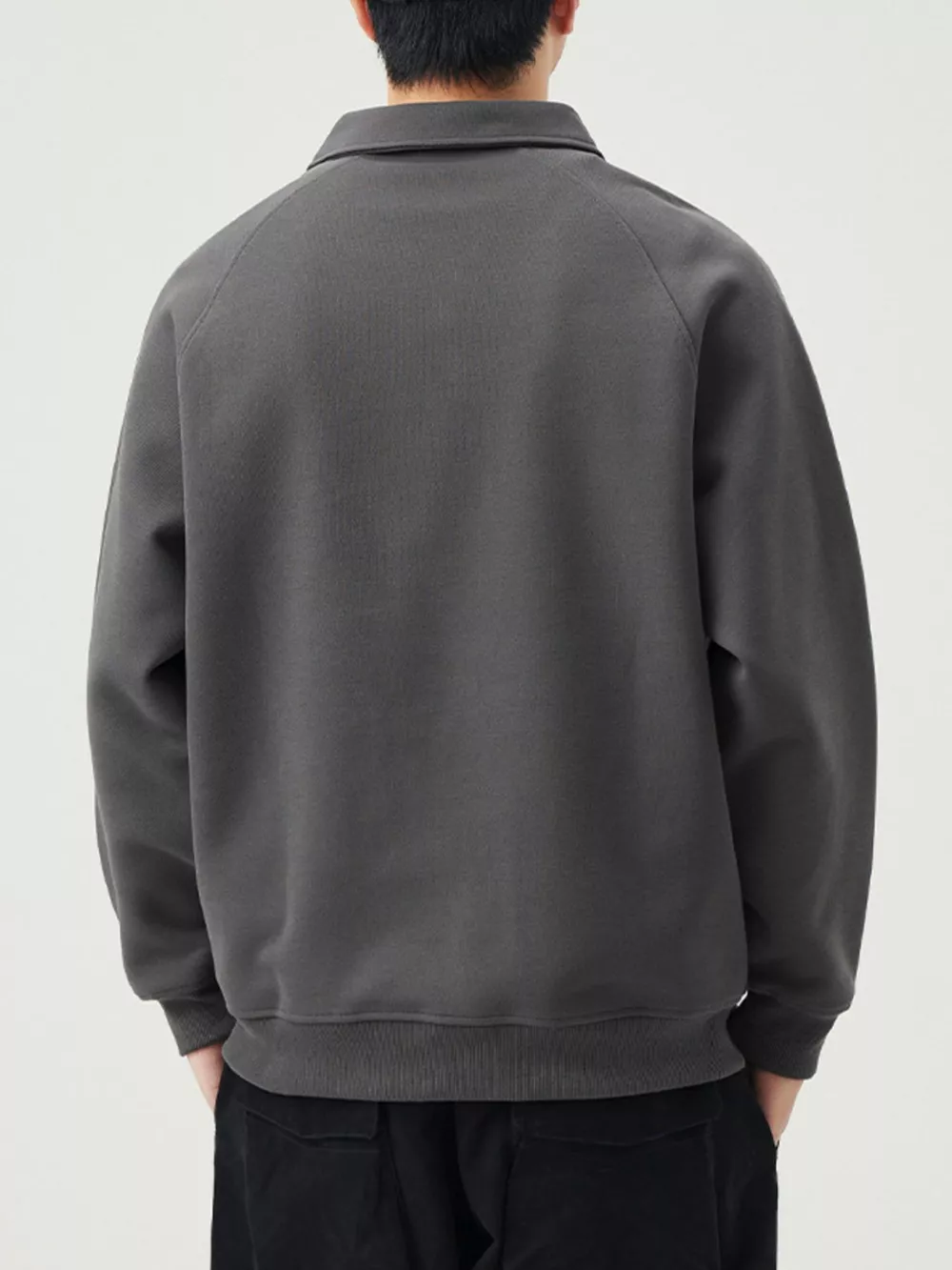 Men's Plus Size Two-Tone Raglan Sleeve Quarter Zip Sweatshirt, image 4