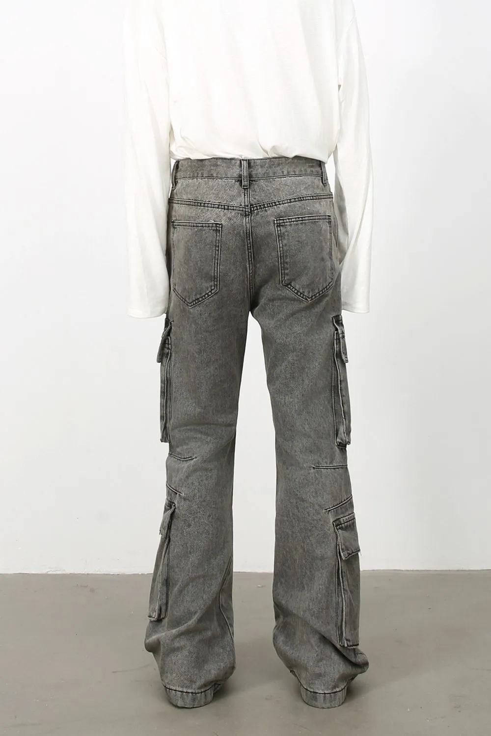 Men's Mid Rise Jeans with Cargo Pockets, image 2