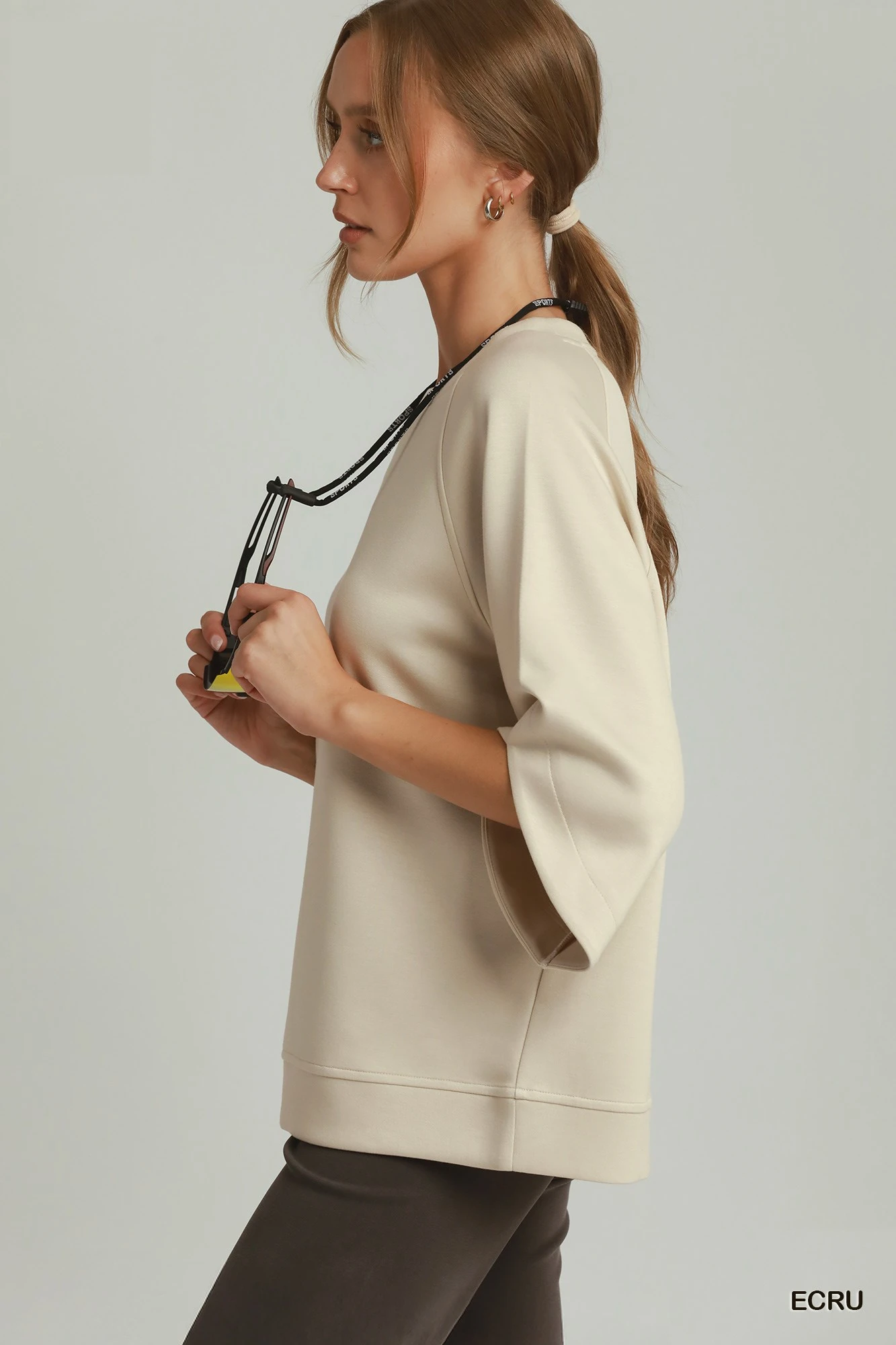 Round Hem Raglan Sleeve Top, image 3