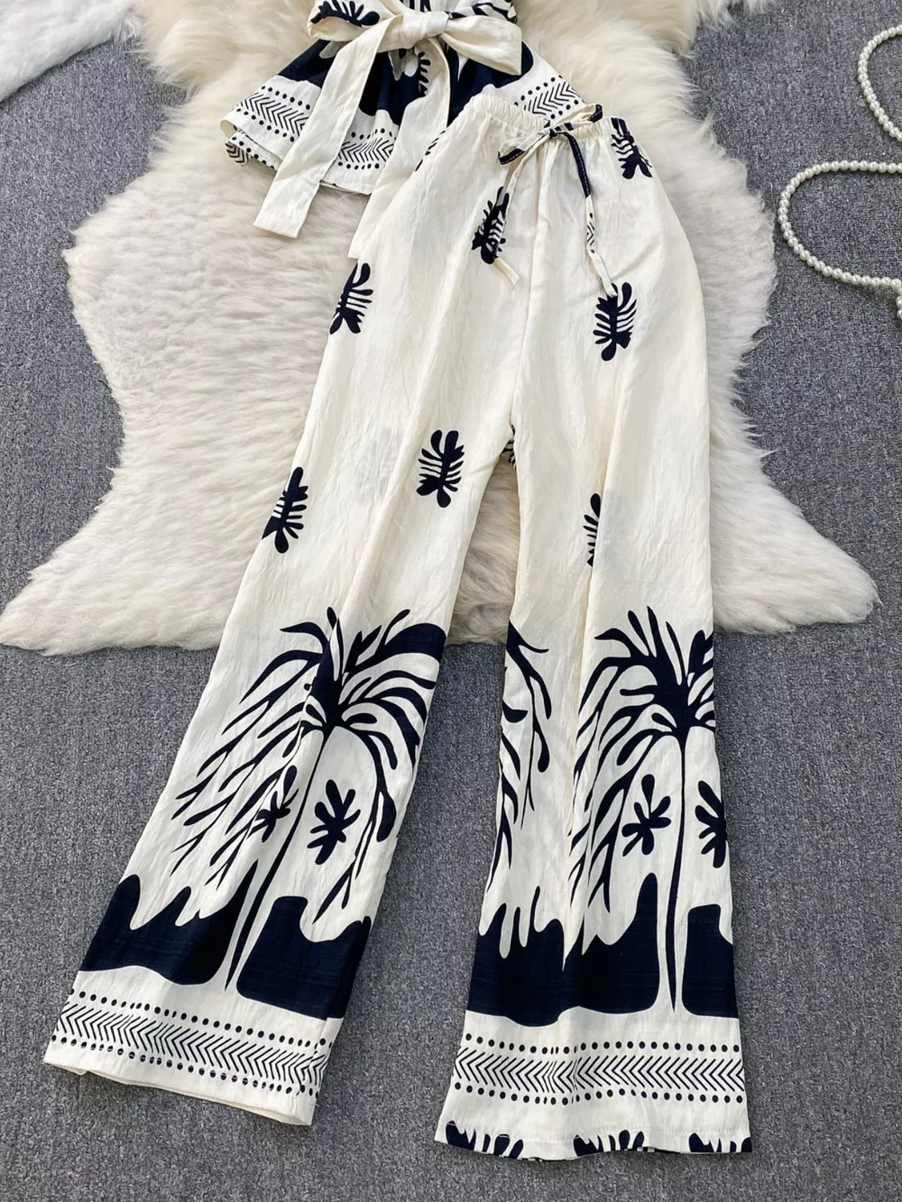 Printed Sleeveless Top and Wide Leg Pants Set, image 3