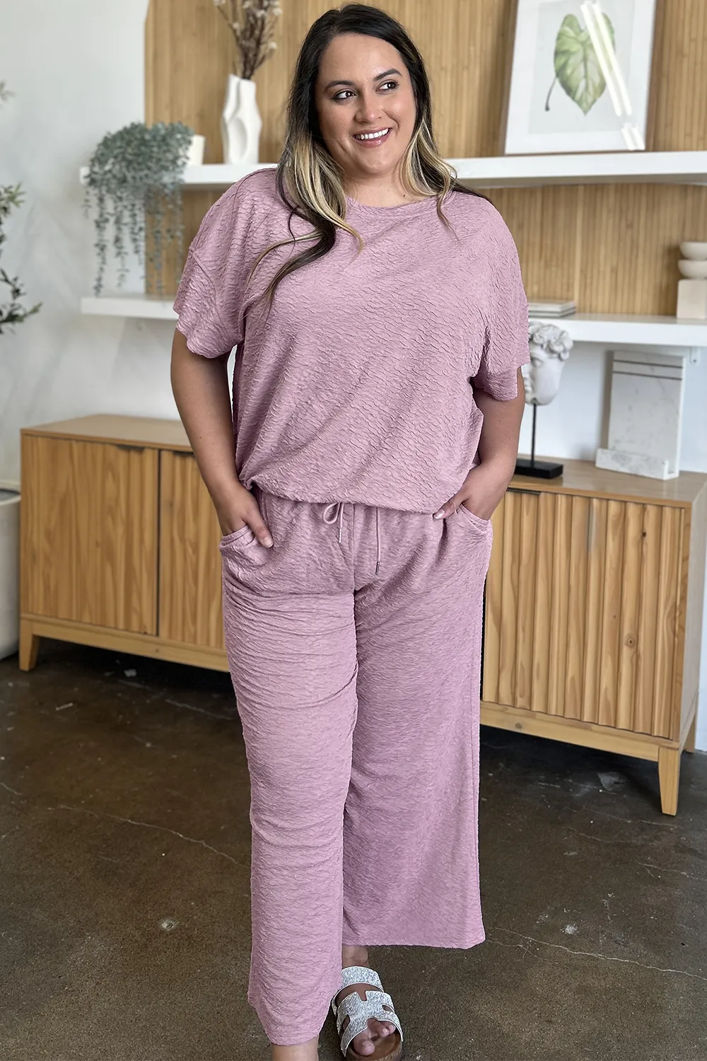 Full Size Texture Short Sleeve Top and Pants Set, image 9