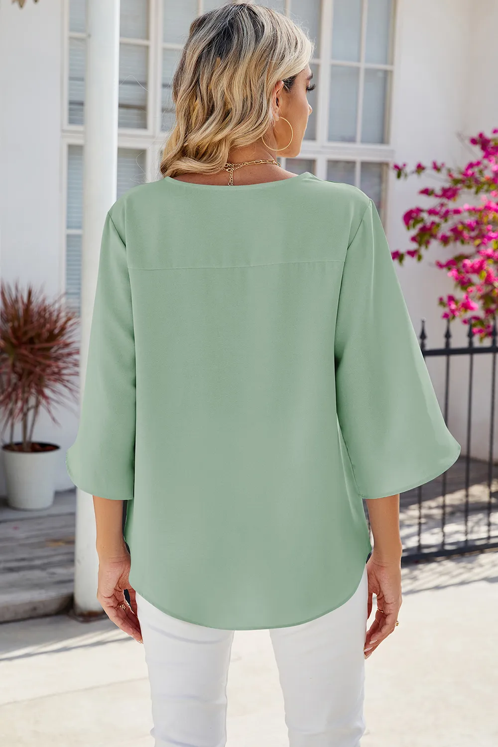 V-Neck Three-Quarter Sleeve Top, image 3