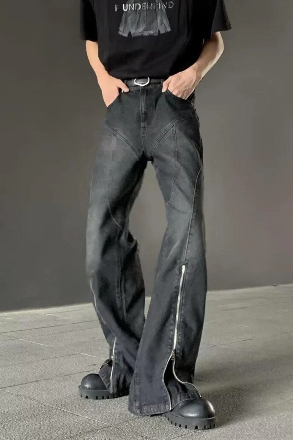 Men's Plus Size Washed Flare Jeans with Zipper Detail, image 3