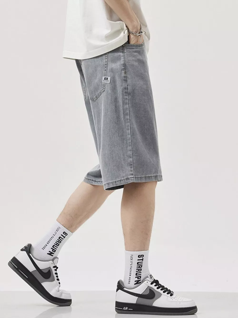 Men's Relaxed Fit Wash Denim Shorts, image 7
