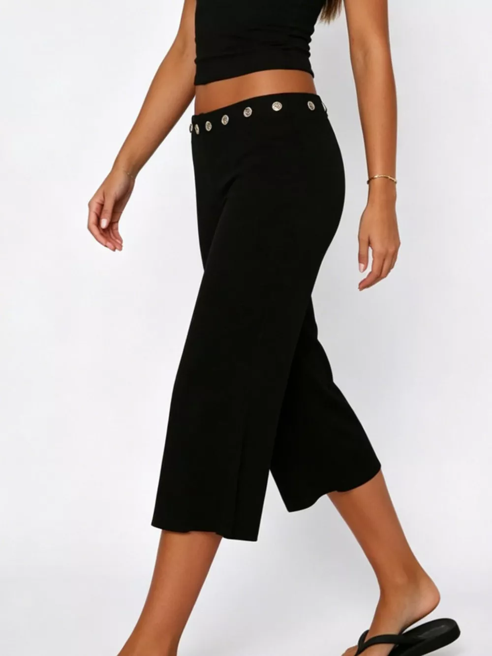 Mid Rise Capris Pants, image 2