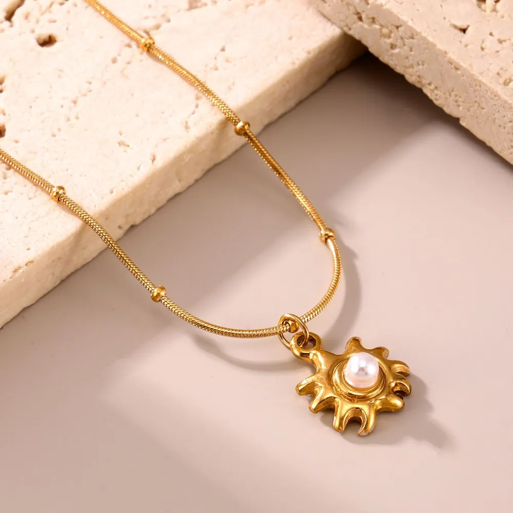 18K Gold-Plated Shell Pearl Necklace, image 4