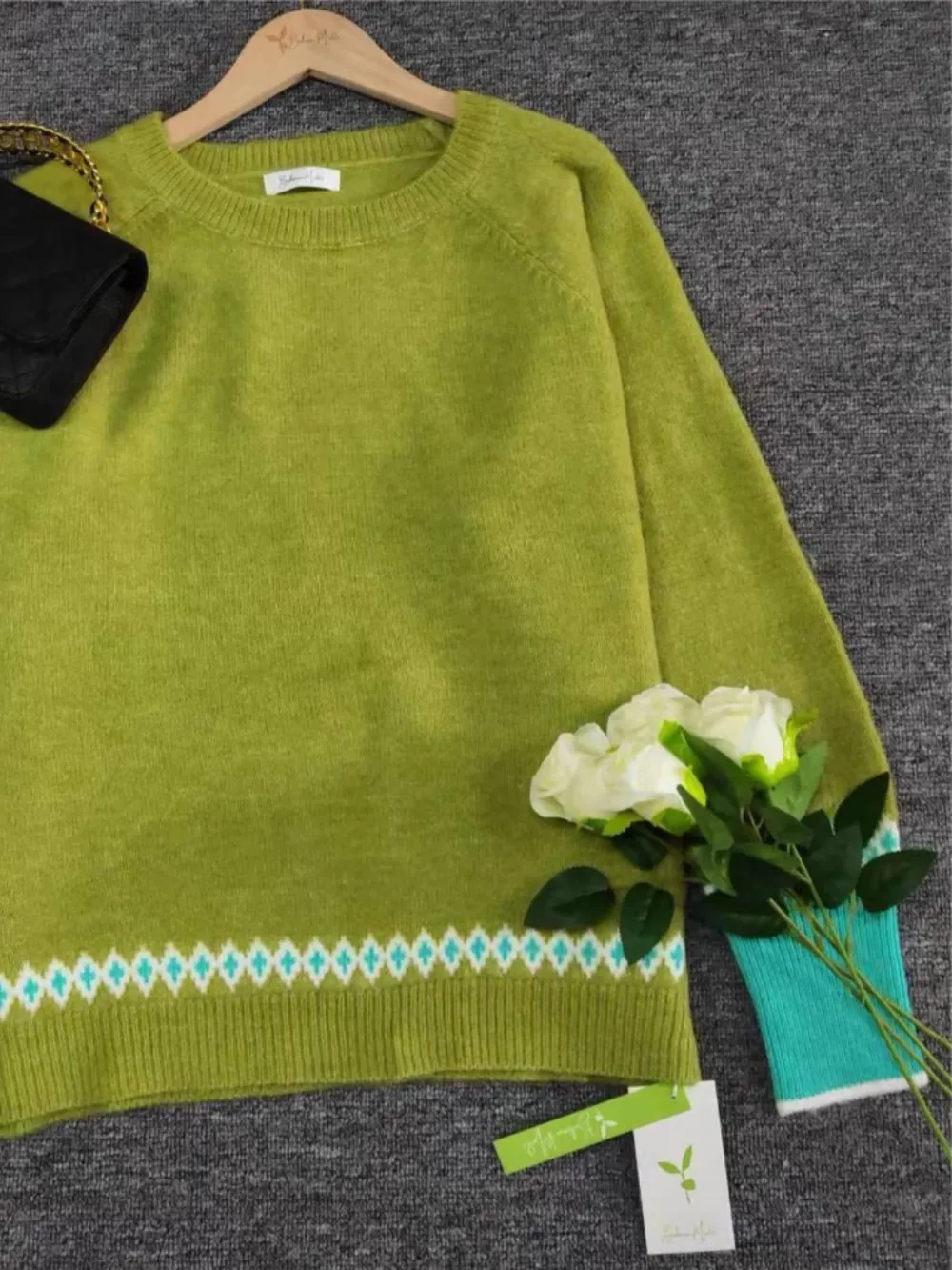 Contrast Round Neck Long Sleeve Sweater, image 2