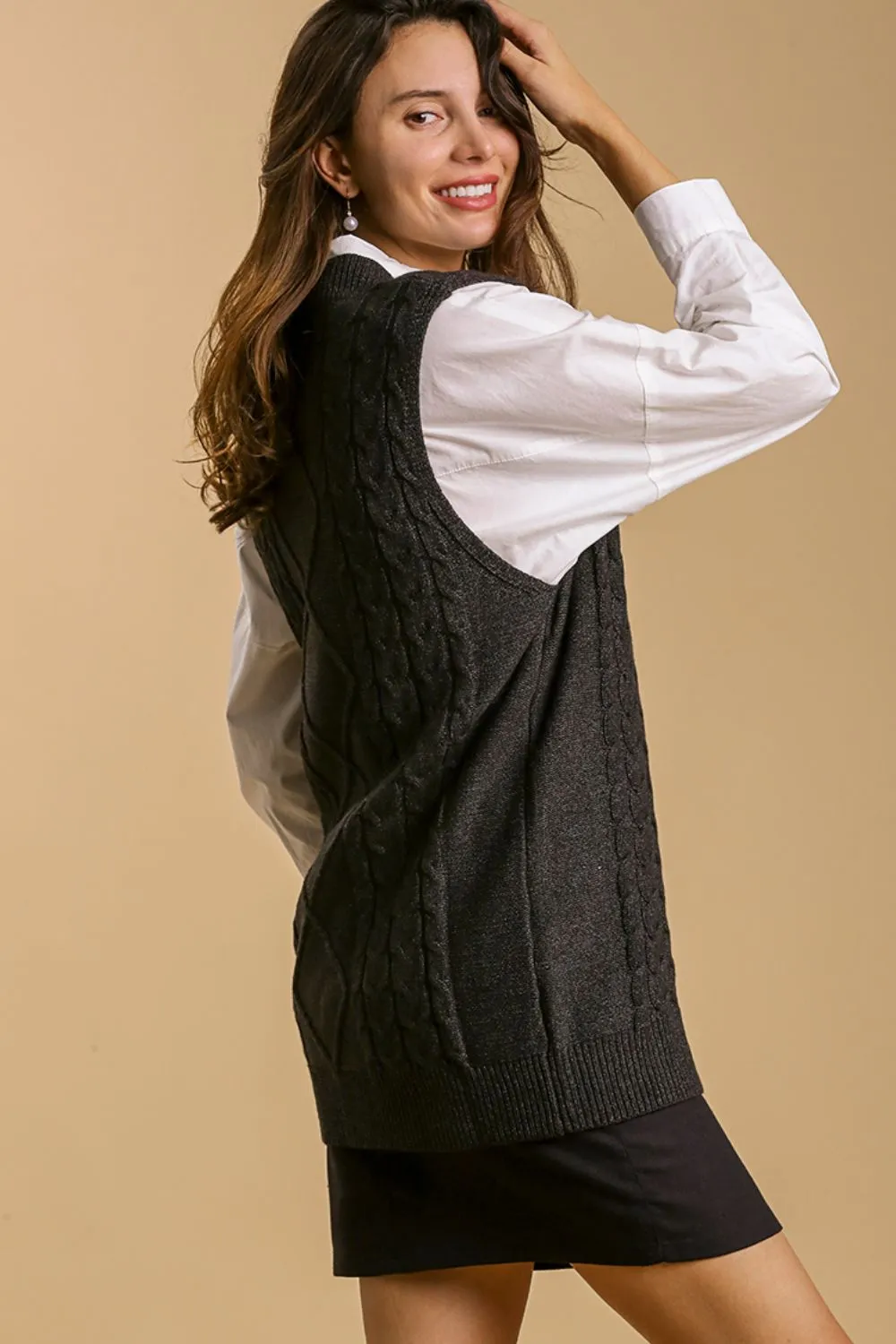 Full Size Cable V-Neck Vest Sweater Plus Size, image 2