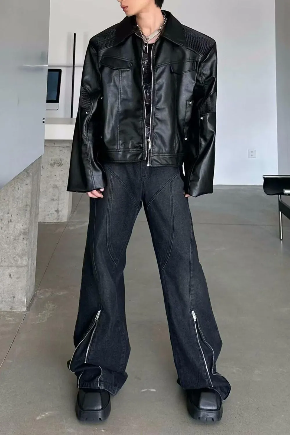Men's Plus Size Washed Flare Jeans with Zipper Detail, image 7