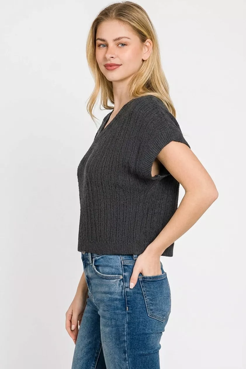 Textured Knit V-Neck Cropped Sweater, image 3