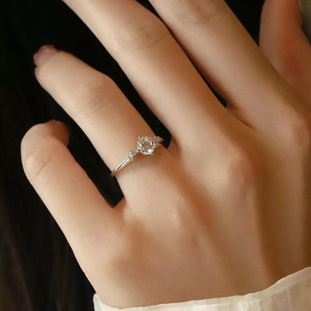 1 Carat Moissanite 925 Sterling Silver Ring, image 3