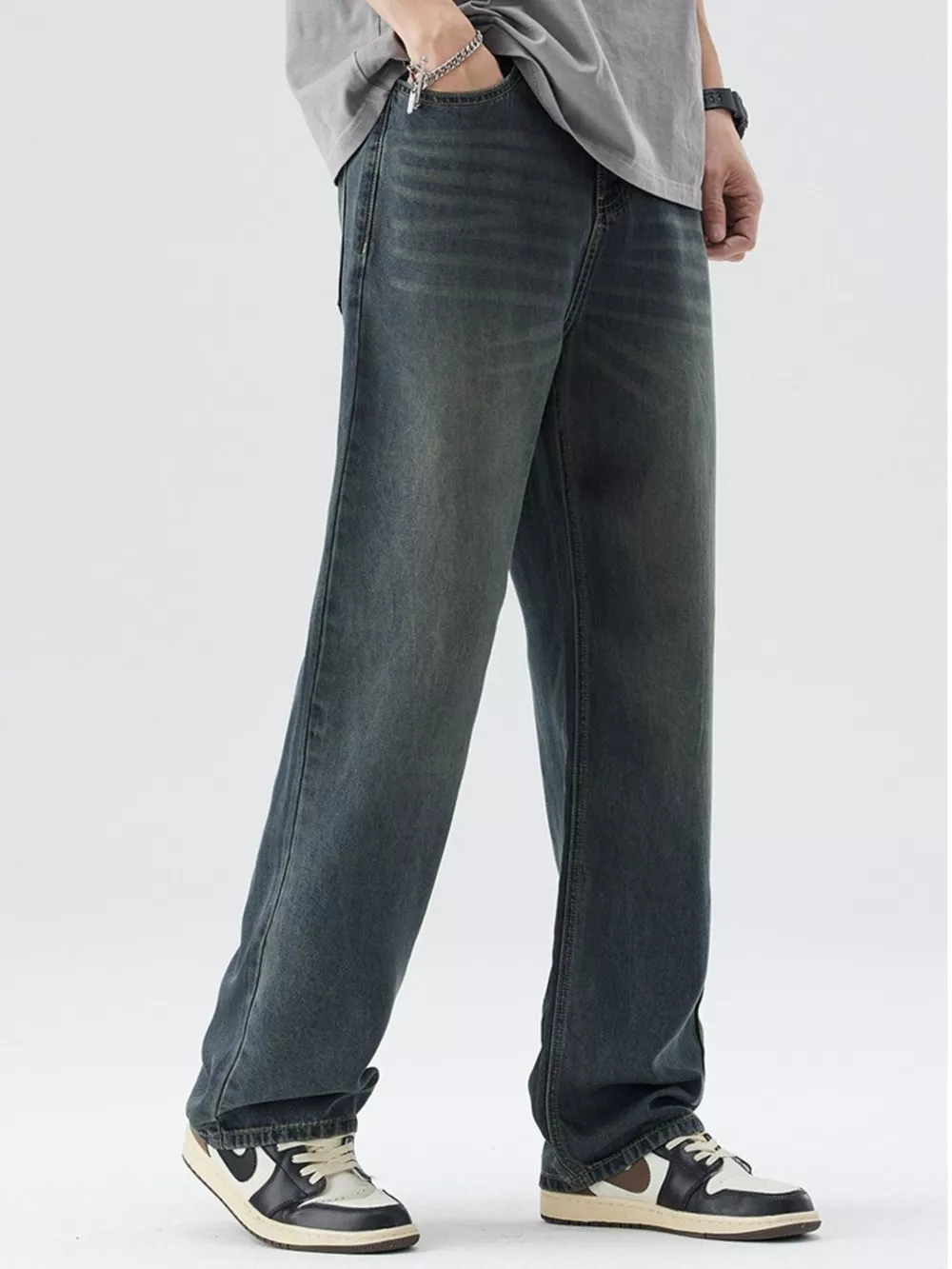 Men's Washed Wide Leg Relaxed Fit Jeans, image 9