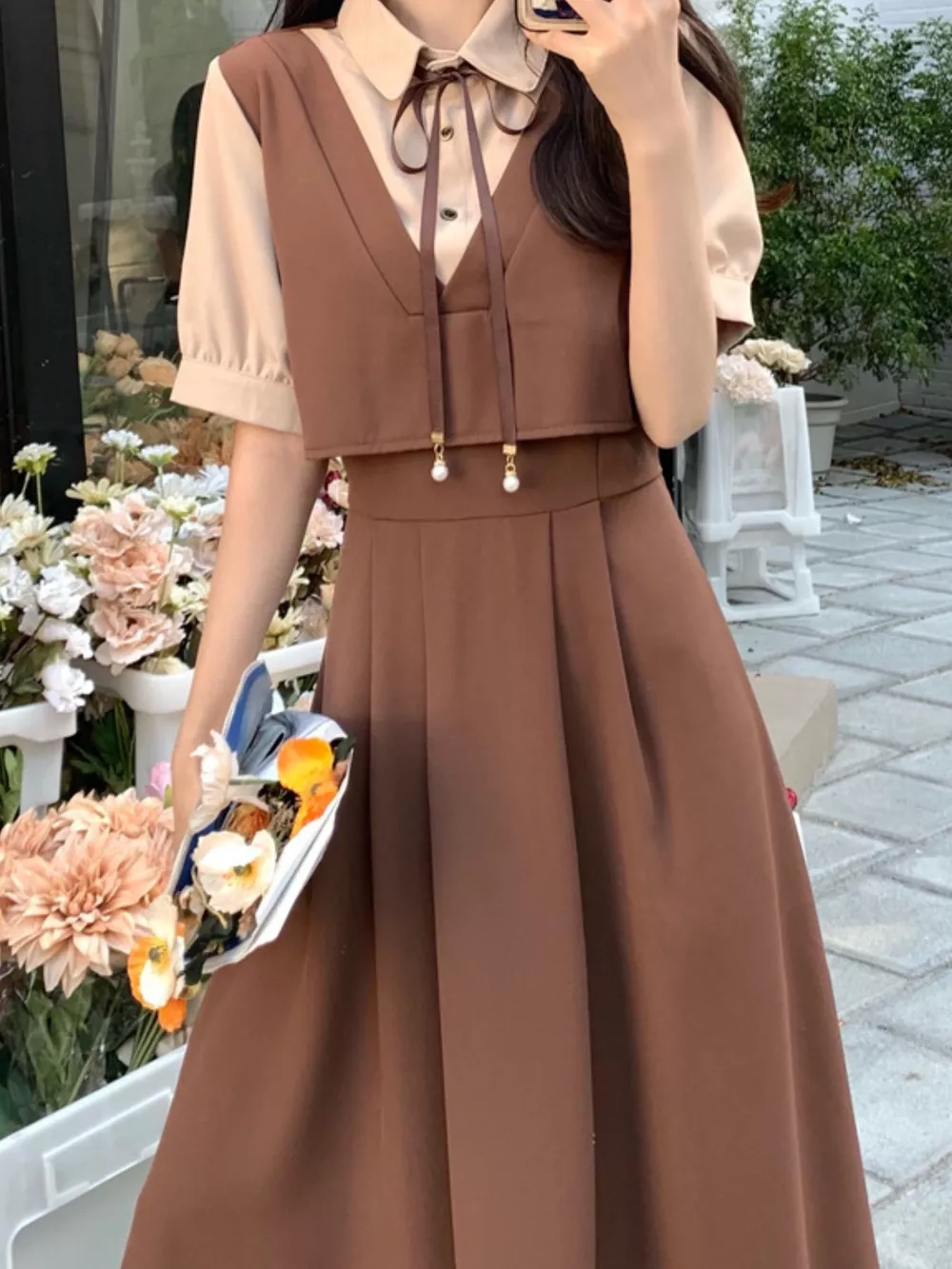 Contrast Short Sleeve Pleated Midi Dress, image 19