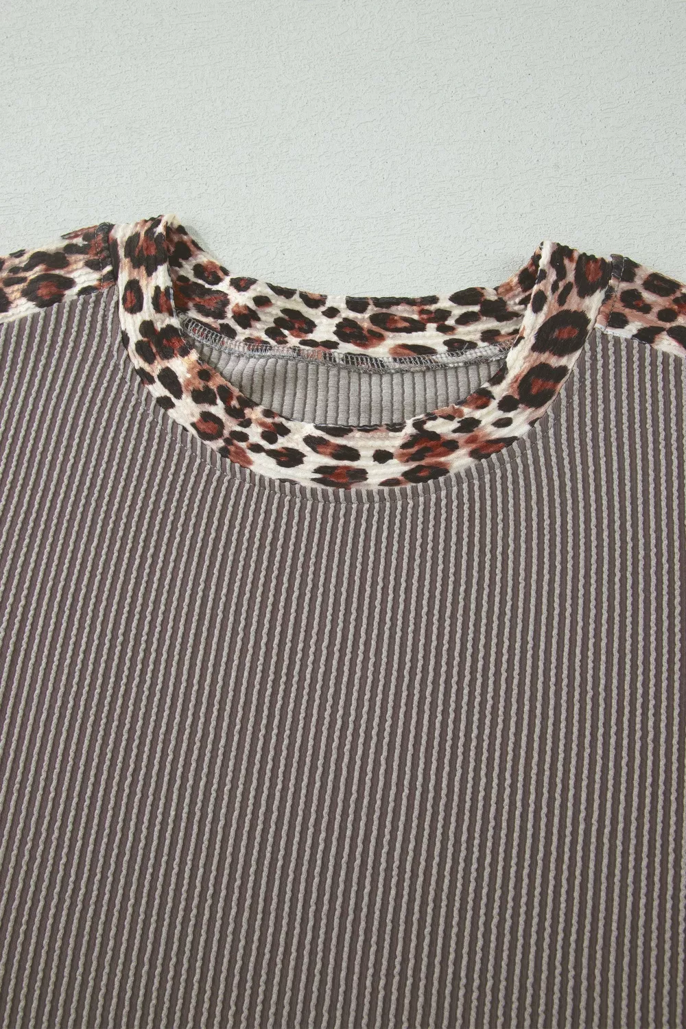 Leopard Trim Ribbed Knit Tee and Shorts Set, image 5