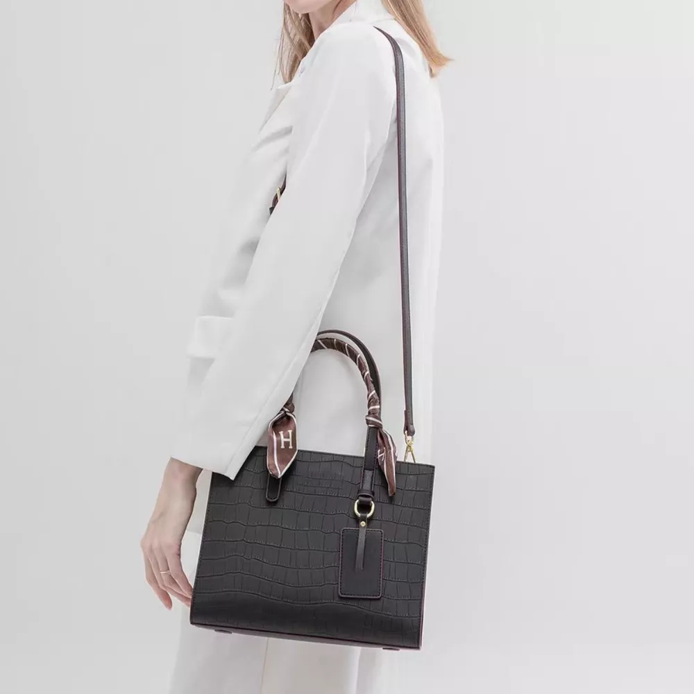 Crocodile Pattern Crossbody Bag