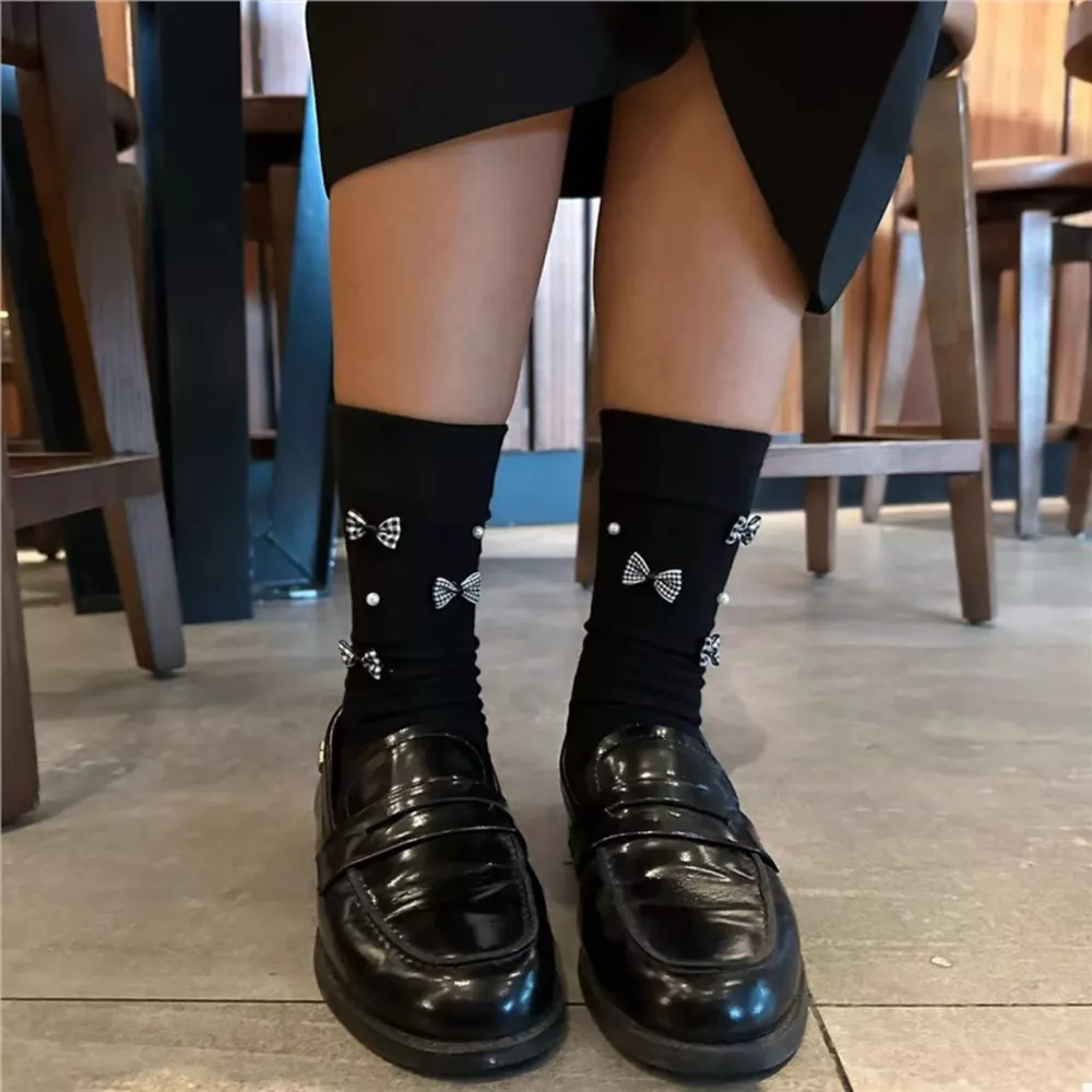 Pearl Detail Bow Crew Socks