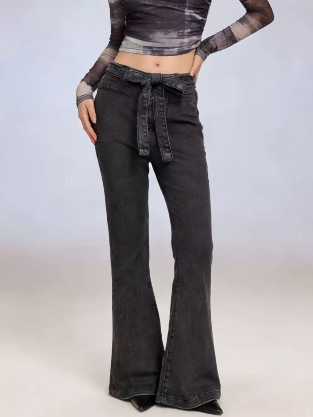 Bow-Tie High-Waisted Flare Jeans, image 8