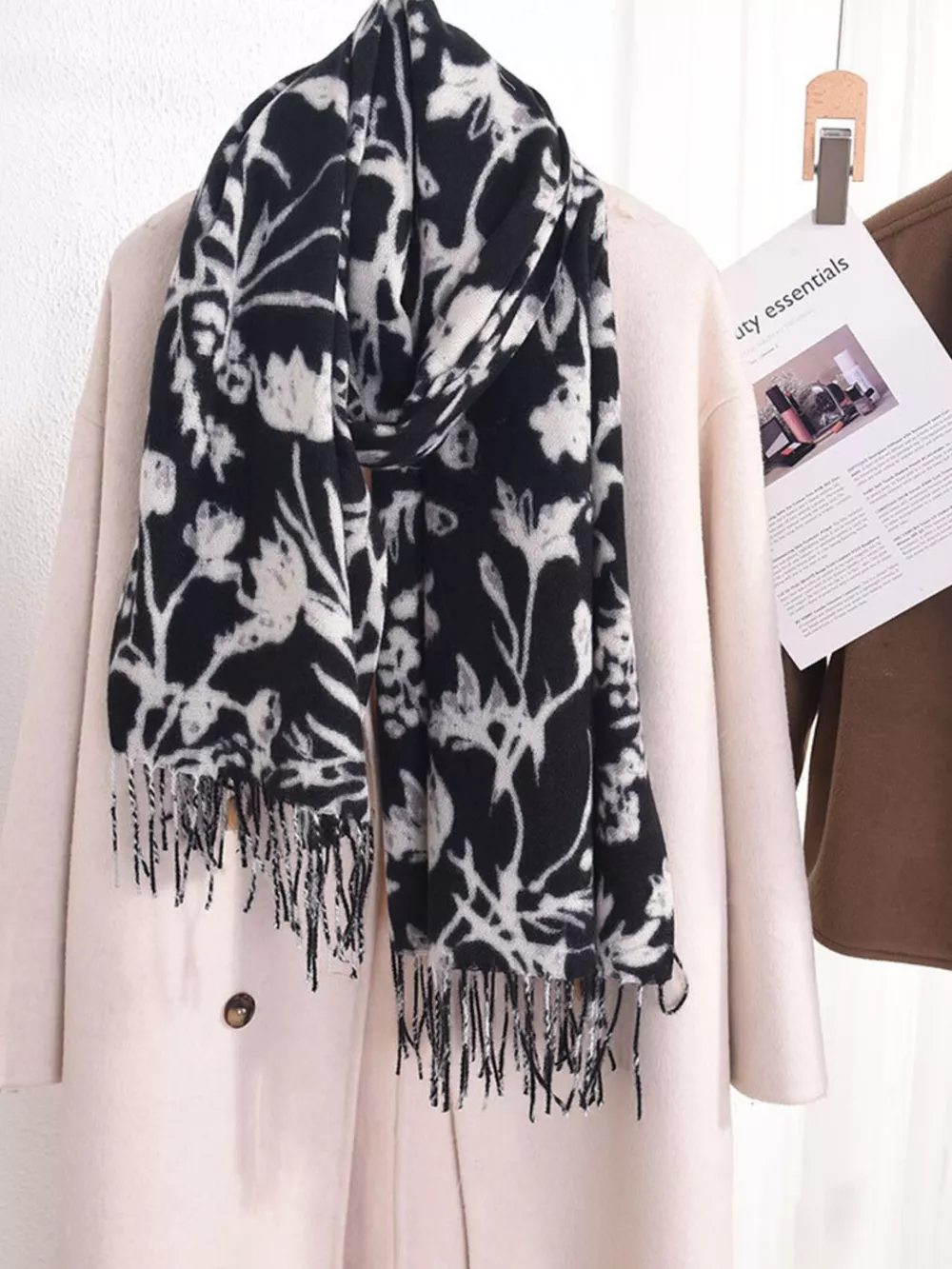 Floral Print Scarf with Fringe Detail, image 4