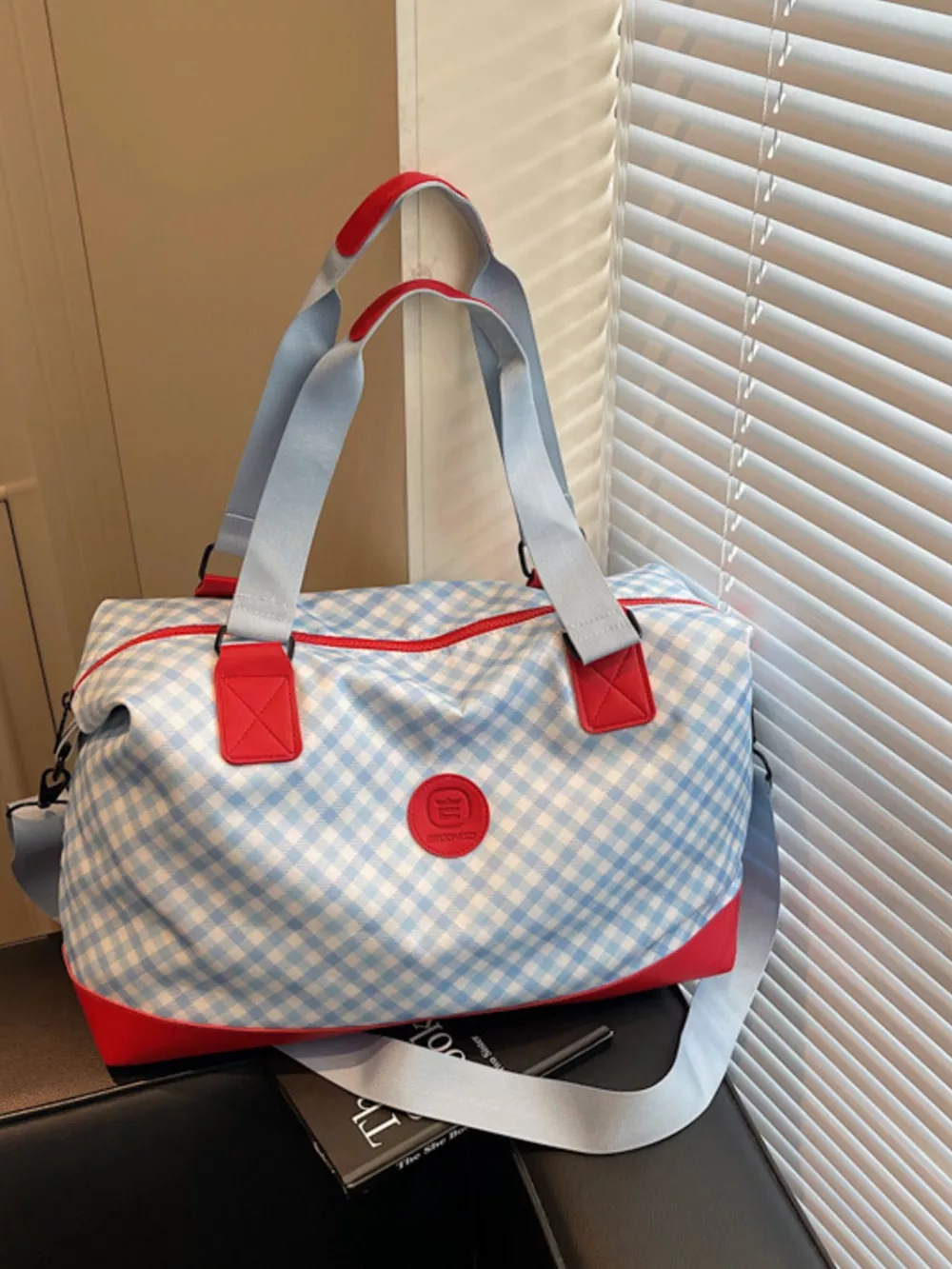 Checkered Pattern Travel Bag, image 6