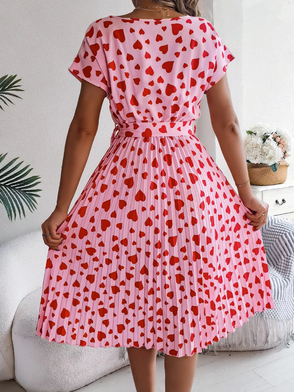 Heart Print Belted Pleated Midi Dress, image 4