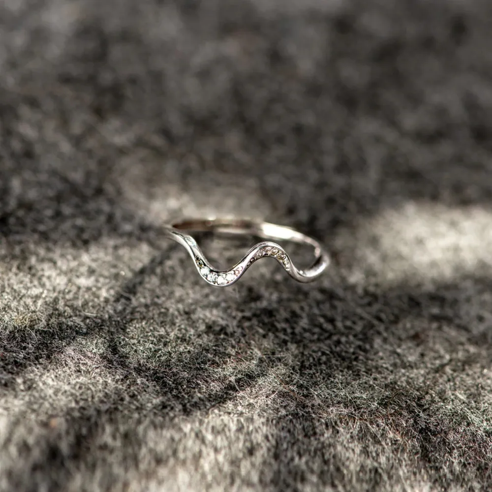 925 Sterling Silver Inlaid Zircon Wave Shape Ring, image 8