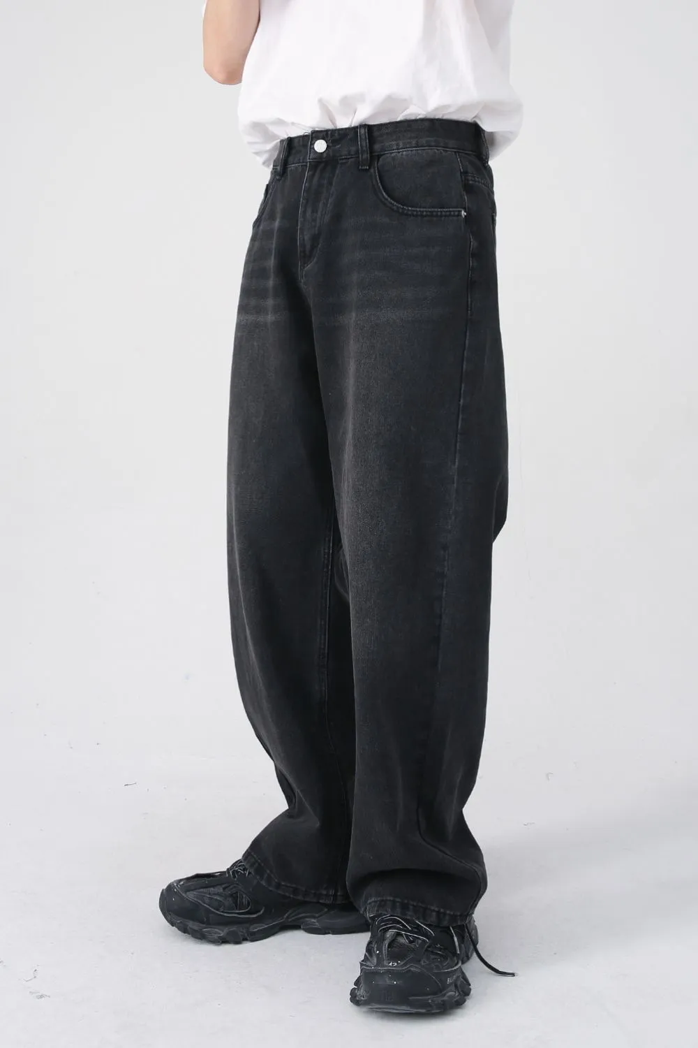 Baggy Jeans with Pockets, image 2