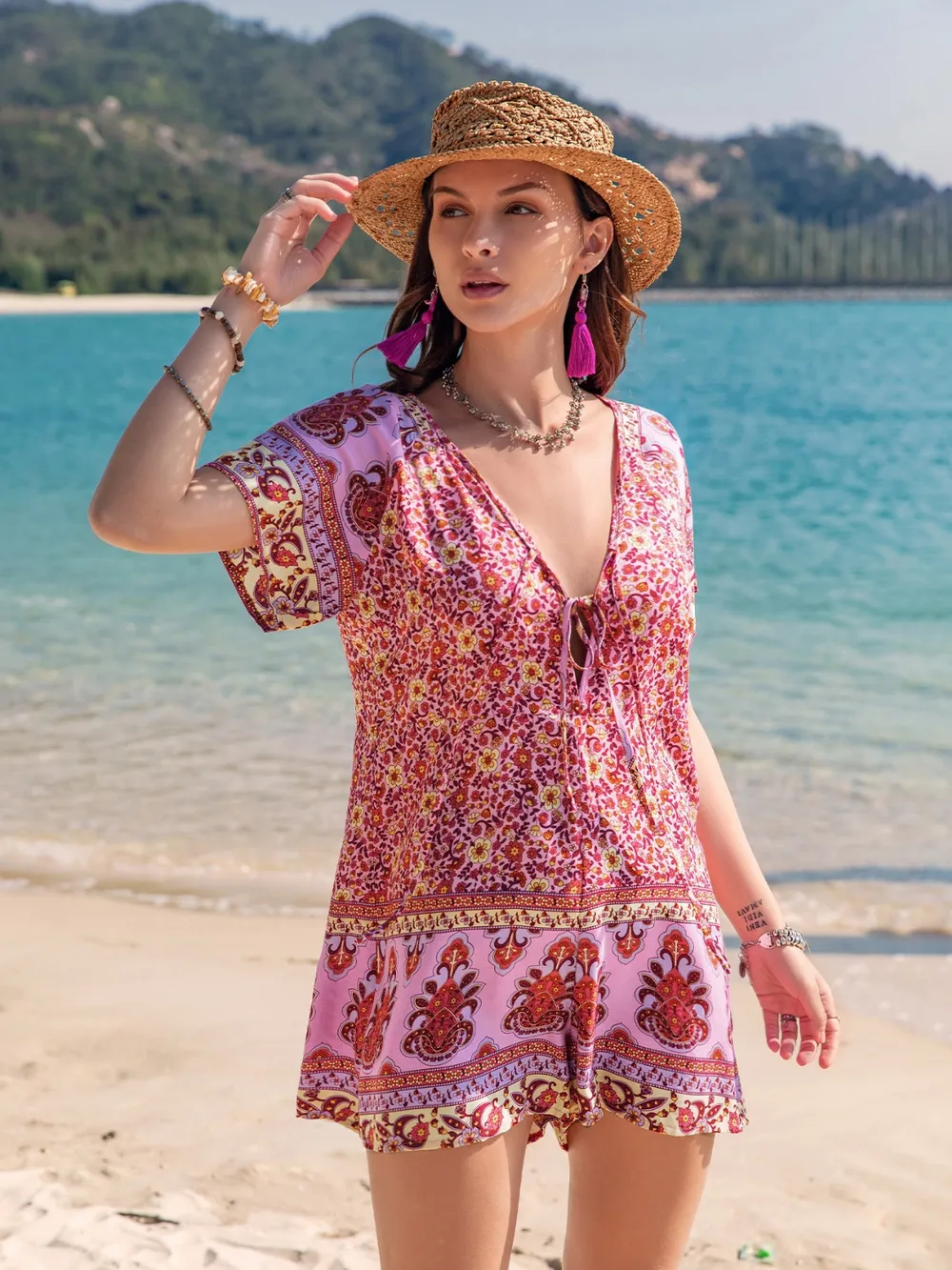 Printed V-Neck Short Sleeve Romper