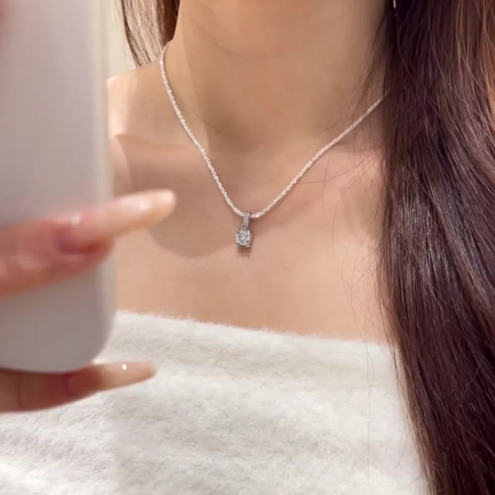 1 Carat 925 Sterling Silver Moissanite Necklace, image 3