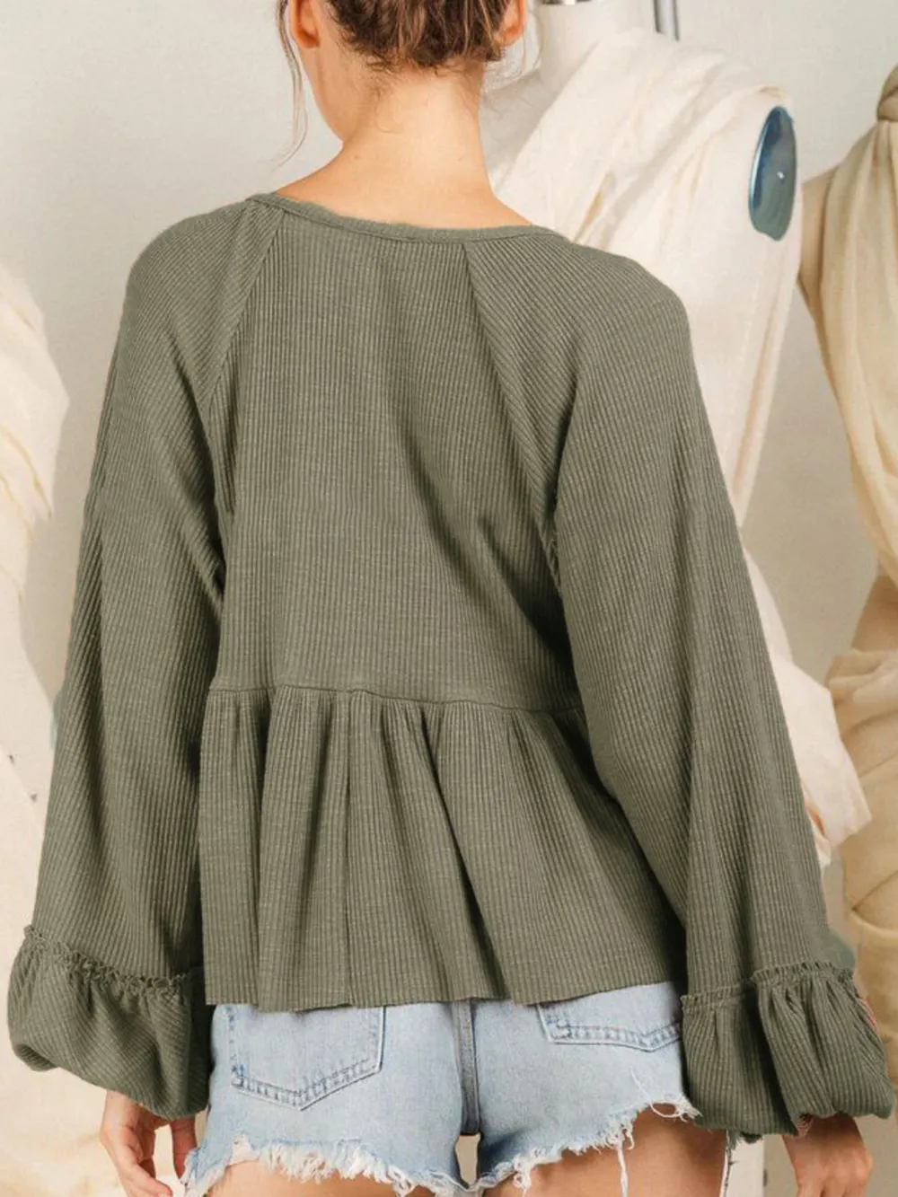 Notched Balloon Sleeve Peplum Blouse, image 3