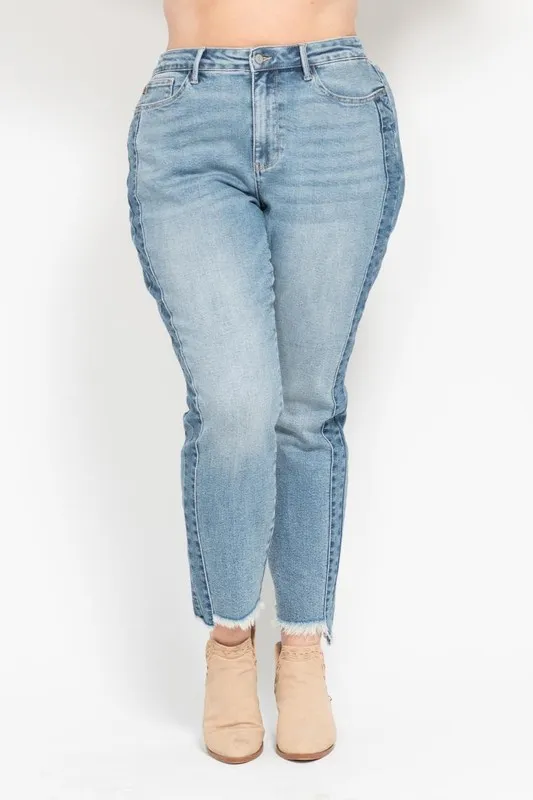 Full Size Vintage Wash Side Panel Detail with Fray Hem Slim Plus Size, image 3