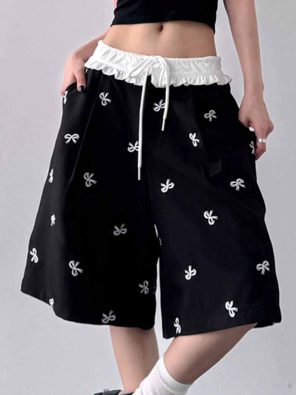 Bow Print Wide Leg Shorts with Contrast Ruffle Waistband, image 7