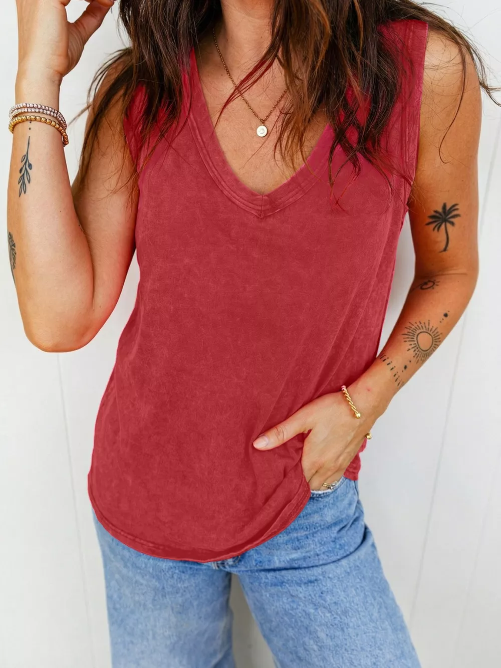 Wash V-Neck Tank Top, image 4