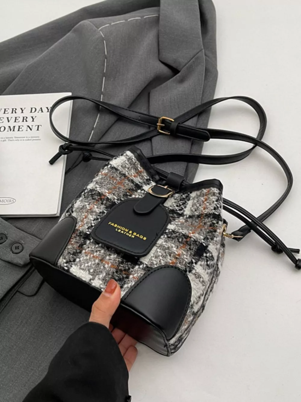 Plaid Bucket Crossbody Bag, image 3
