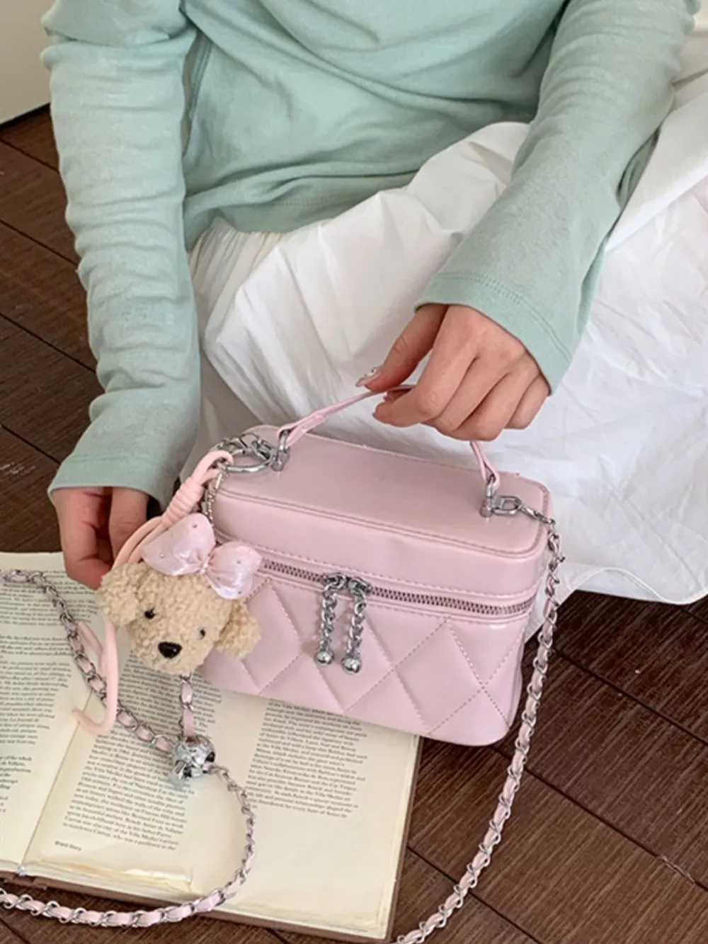 Quilted Chain Strap Crossbody Bag, image 2