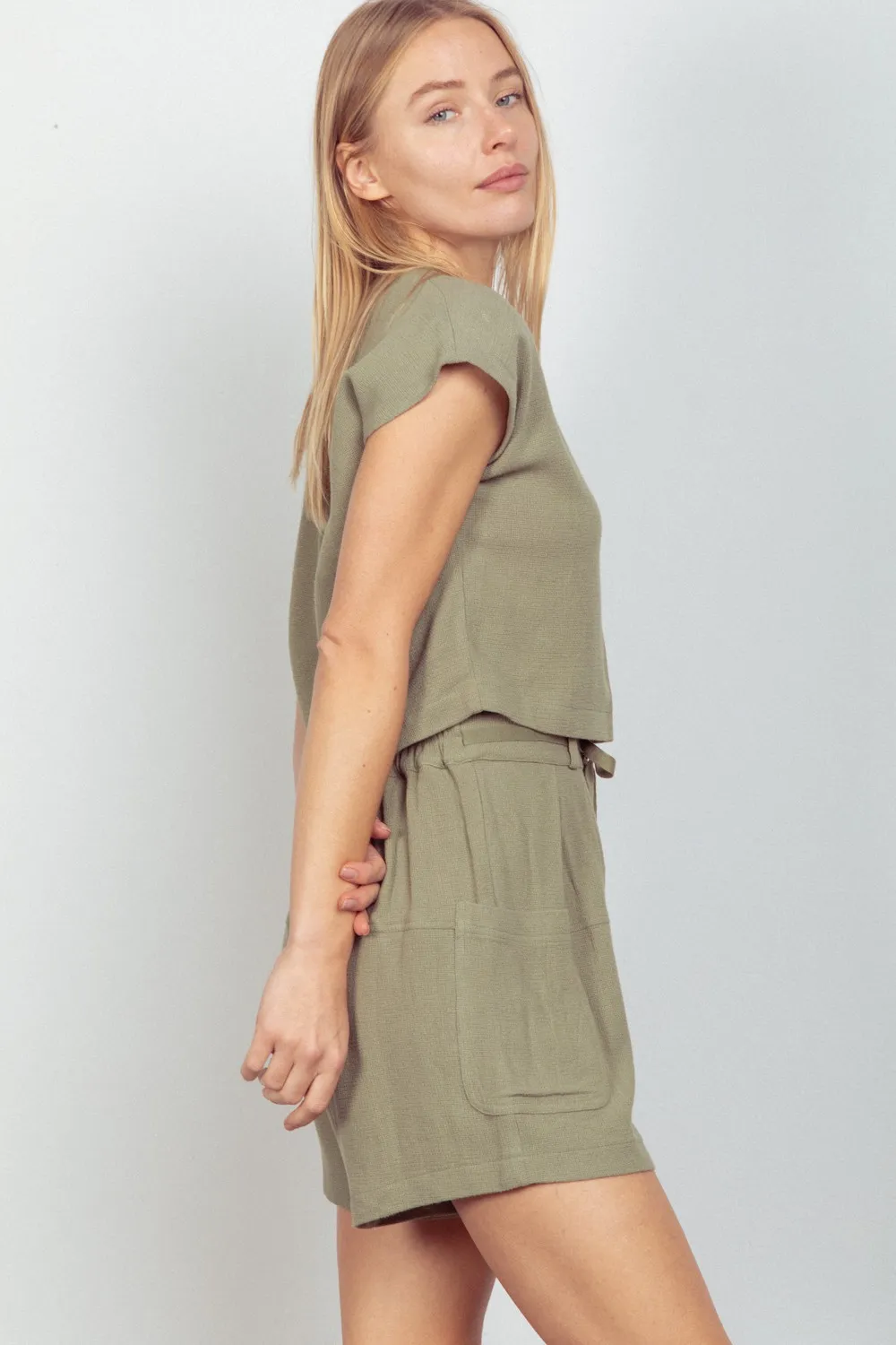 Woven Cropped Top & Waist Tie Shorts Set, image 4