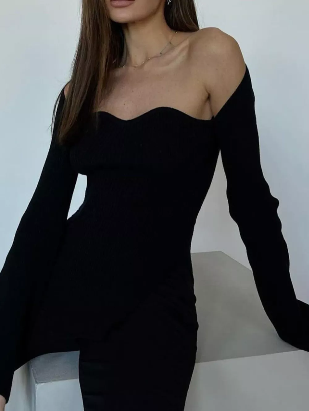 Ribbed Knit Sweetheart Neckline Sweater, image 7