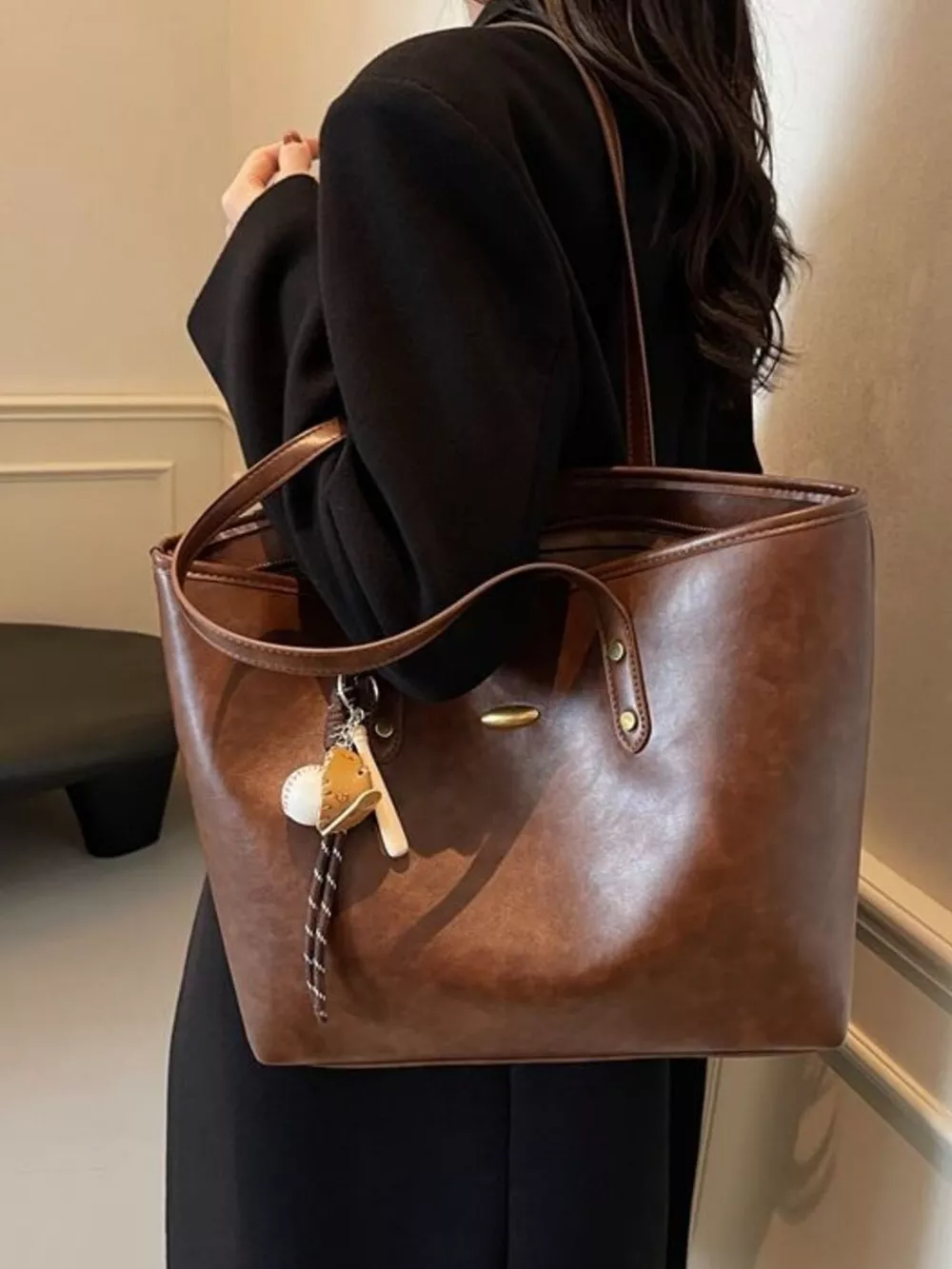 Vintage Style Leather Tote Bag